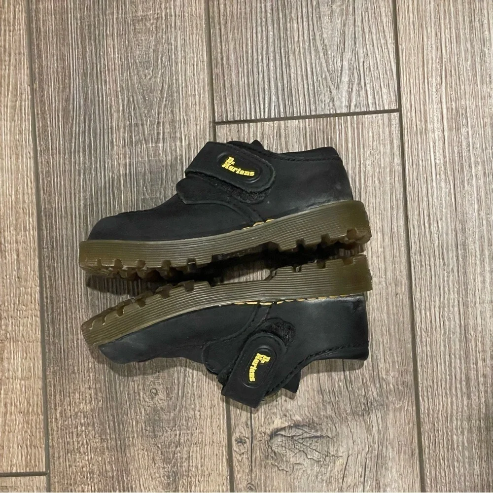 Dr. Martens Toddler Black Leather Suede Hook & Loop shoes SZ UK 8 US 9 England